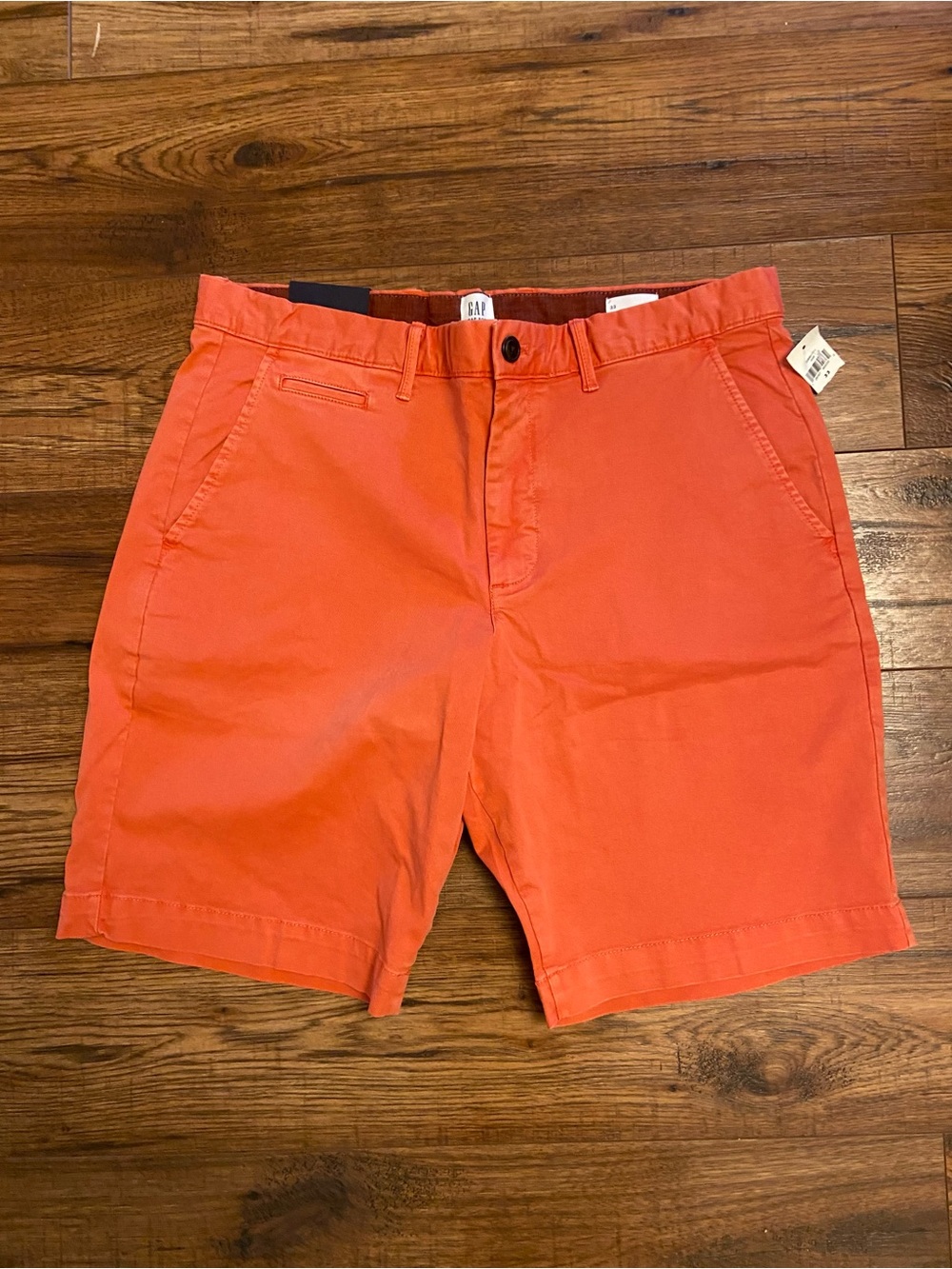 NWT Gap Men’s 10” Short Chino Flat Front Sz 33 Salmon Classic Stretch Cotton